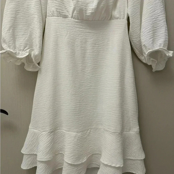 White Speechless Dress with Puff Sleeves and Tie Back Size M - Picture 8 of 11